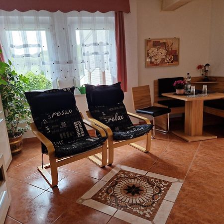 Ferienwohnung Am Oepitzer Berg Pößneck Buitenkant foto