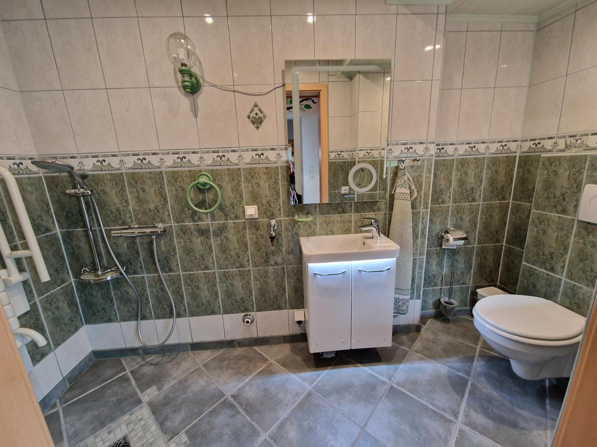 Ferienwohnung Am Oepitzer Berg Pößneck Buitenkant foto