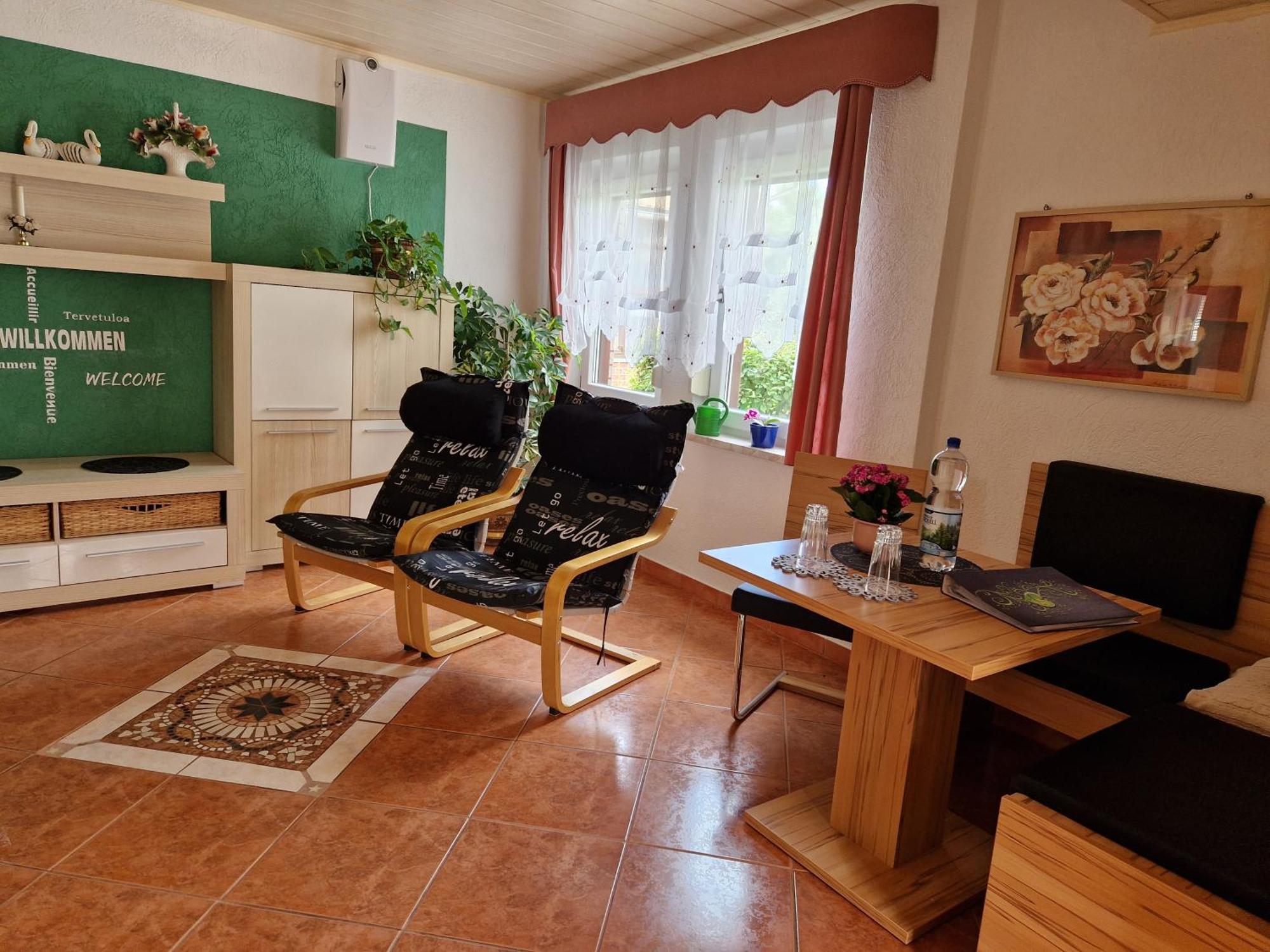 Ferienwohnung Am Oepitzer Berg Pößneck Buitenkant foto